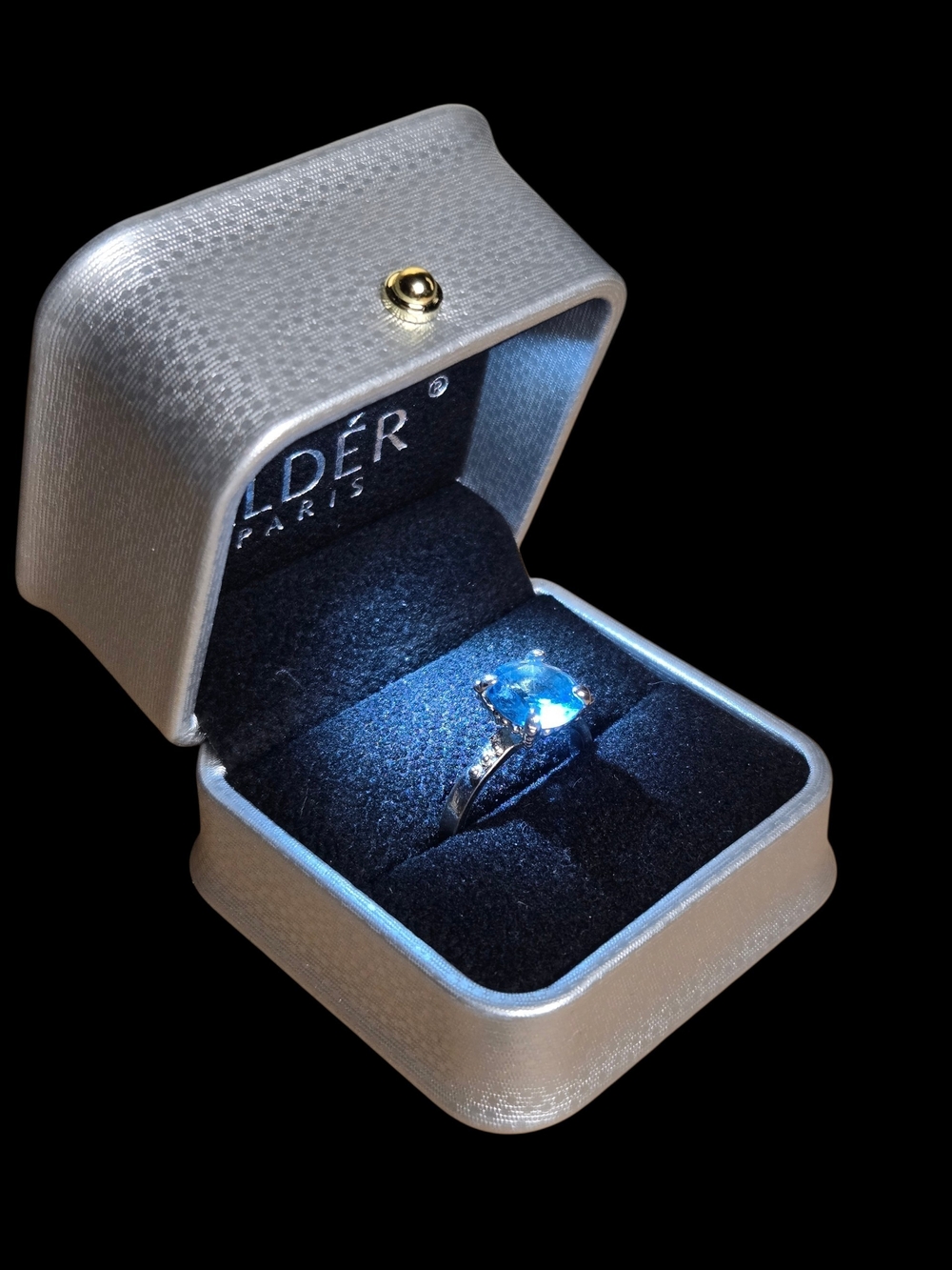 Silver-Tone Aqua Blue Rhinestone Solitaire Ring (Size 8)